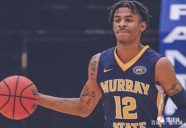  国王交易福克斯至尼克斯，换取巴雷特+首轮签  